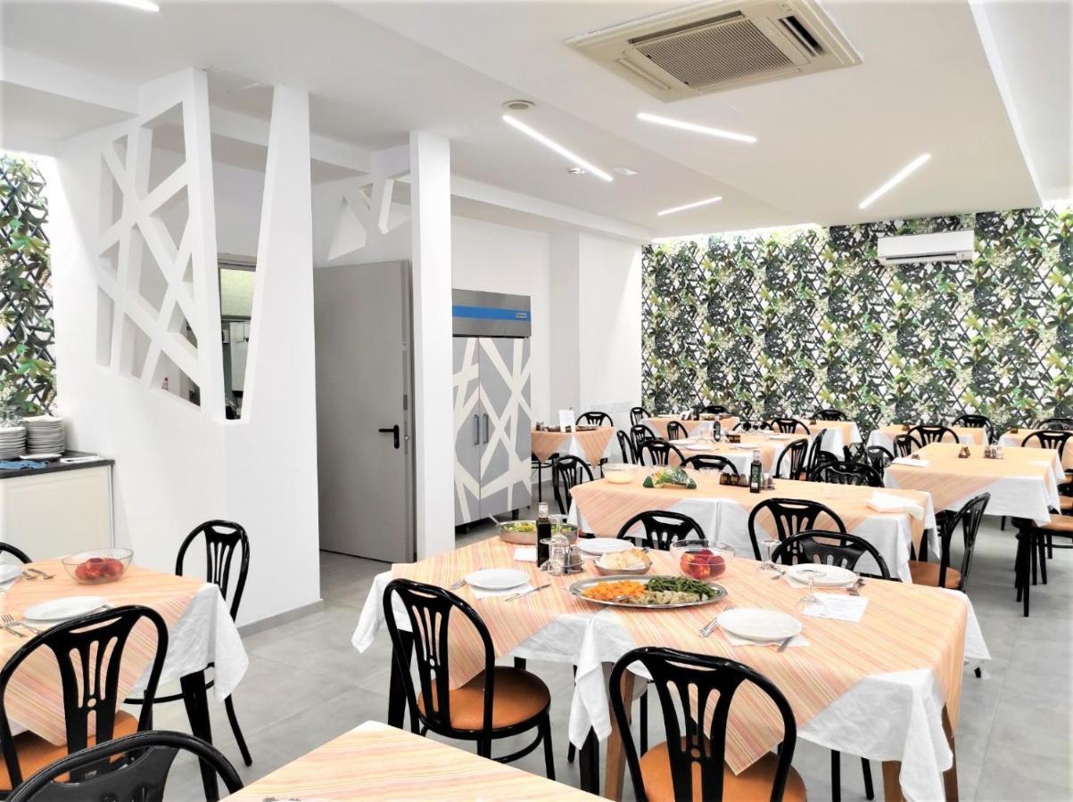 Hotel Madrid Rimini Exterior photo