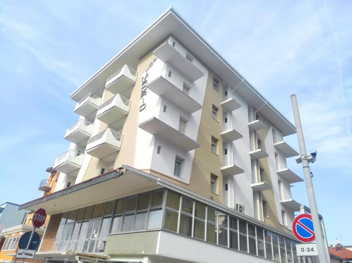 Hotel Madrid Rimini Exterior photo