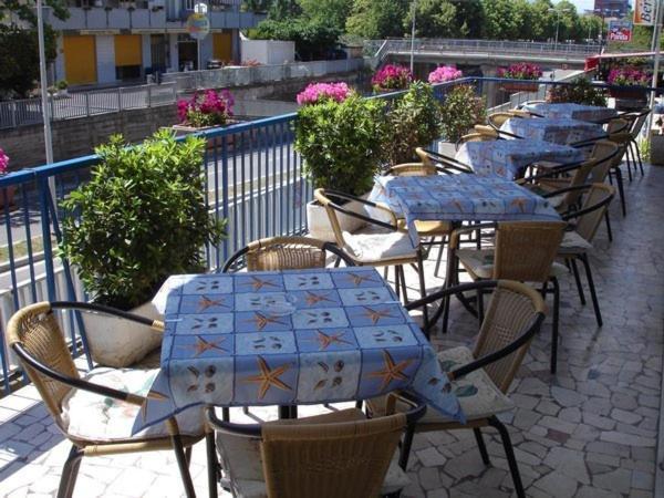 Hotel Madrid Rimini Exterior photo